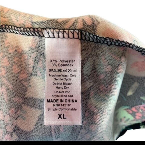 LuLaRoe Sarah cardNew. Like new - Picture 6 of 7